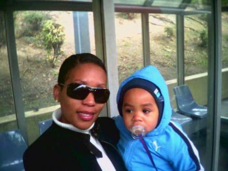 MA mimi et MON petit poucet!!!BON!